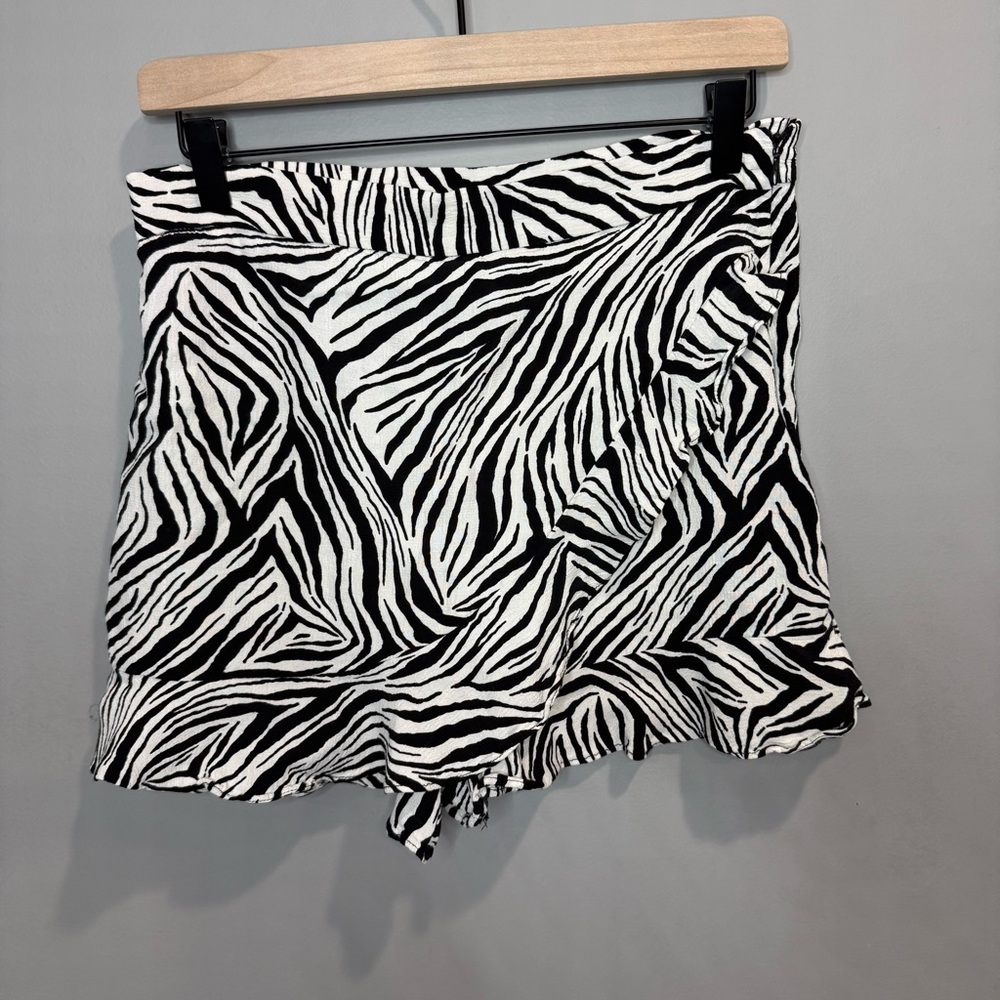 Zara Black and White Zebra Print High Waist Shorts